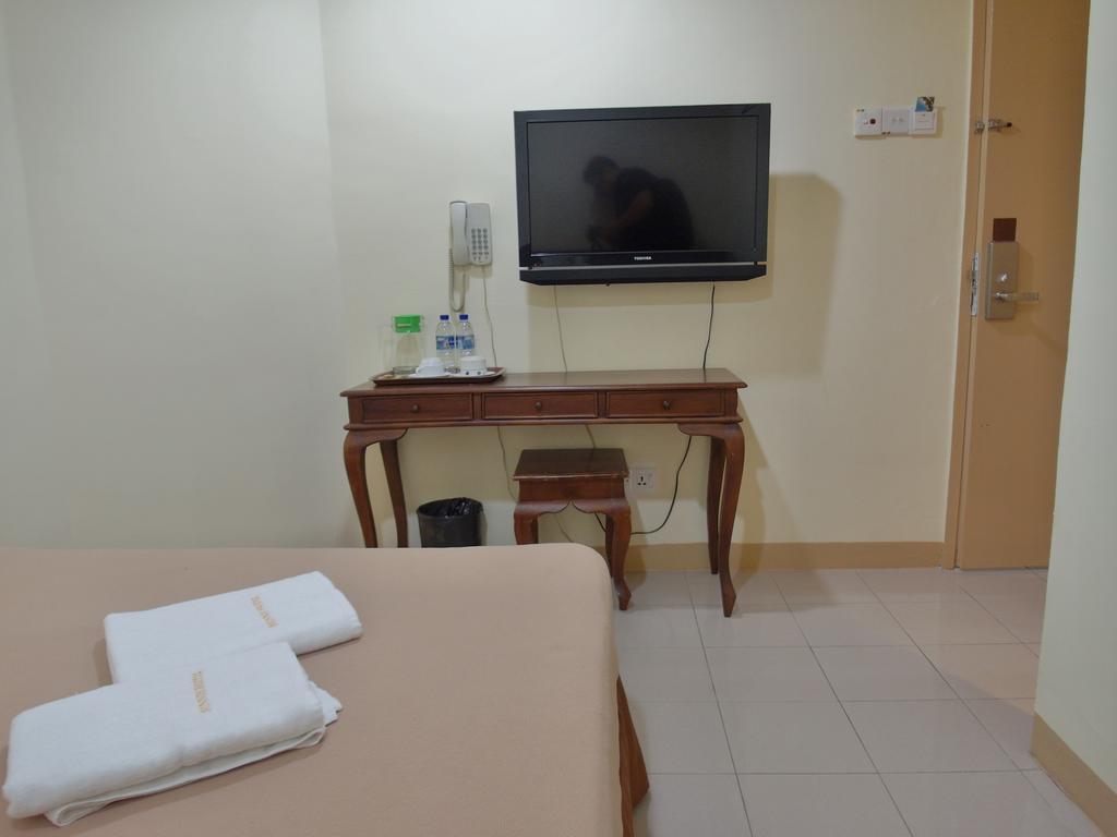 Sunnie Hotel ยะโฮร์บาห์รู ภายนอก รูปภาพ