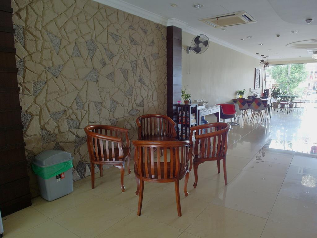Sunnie Hotel ยะโฮร์บาห์รู ภายนอก รูปภาพ