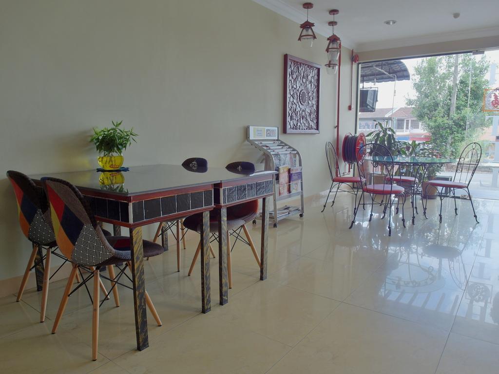 Sunnie Hotel ยะโฮร์บาห์รู ภายนอก รูปภาพ